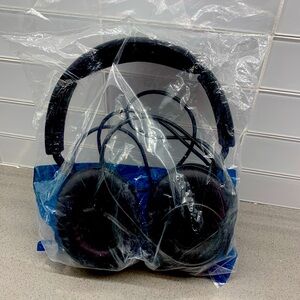 BRAND NEW HEADPHONES